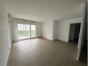 appartement ancien à la location -   41350  VINEUIL, surface 85 m2 location appartement ancien - UBI469862930